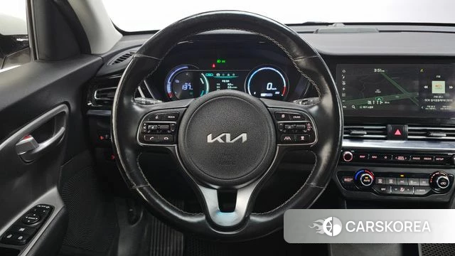 Kia Niro Plus 2022 Серебряный из Кореи, фото 3