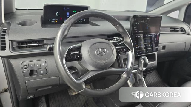 Hyundai Staria 2022 Серебряный из Кореи, фото 3