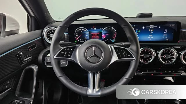 Mercedes-Benz A-Class W177 2024 Белый из Кореи, фото 3