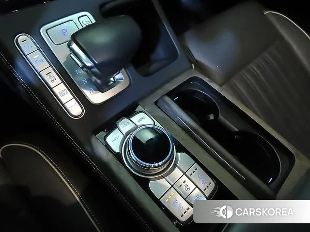 Genesis G90 2019 Черный из Кореи, фото 3