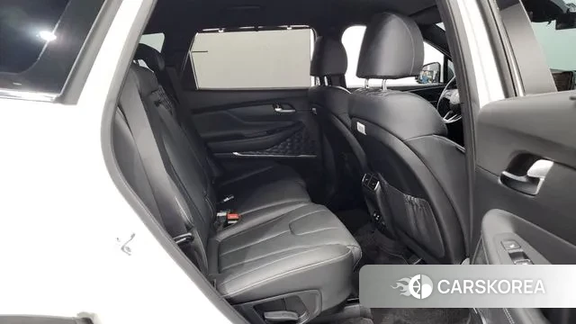 Hyundai The New Santa Fe 2022 Белый из Кореи, фото 3