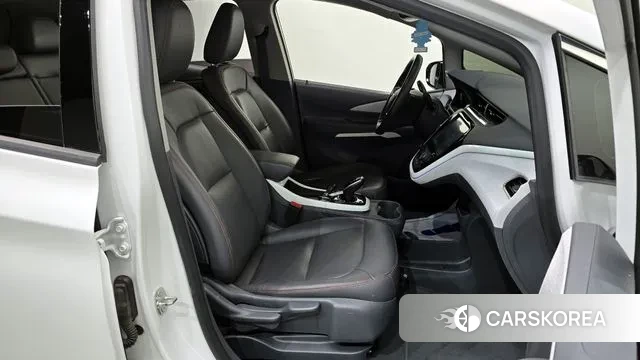 Chevrolet (GM Daewoo) Bolt EV 2021 Белый из Кореи, фото 3