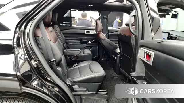 Ford Explorer 6th Generation 2023 Черный из Кореи, фото 3