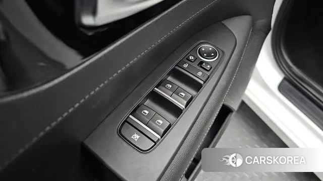 Kia The New K3 2nd generation 2021 Белый из Кореи, фото 3