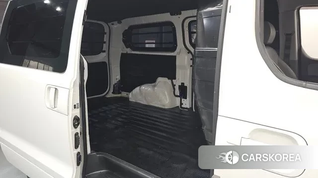 Hyundai The New Grand Starex 2020 Белый из Кореи, фото 3