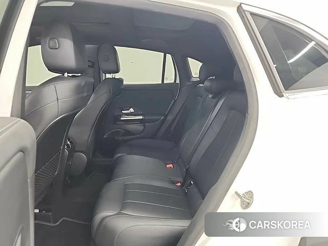 Mercedes-Benz GLA - Class H247 2021 Белый из Кореи, фото 3