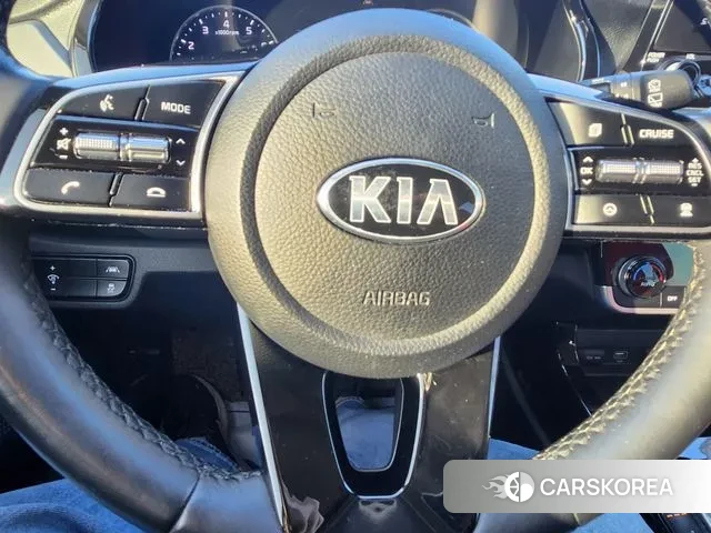 Kia Seltos 2021 Черный двухцветный из Кореи, фото 3