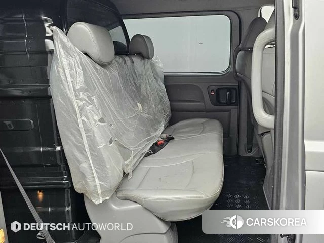 Hyundai The New Grand Starex 2021 Серебристо-серый из Кореи, фото 3