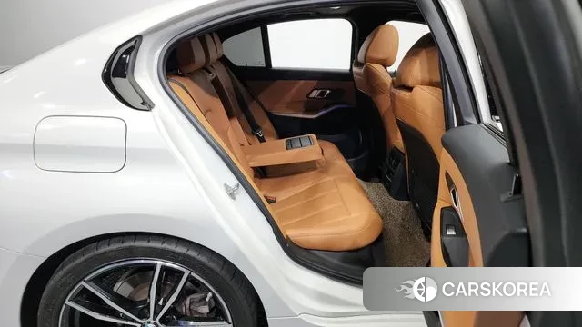 BMW 3 Series (G20) 2022 Белый из Кореи, фото 3