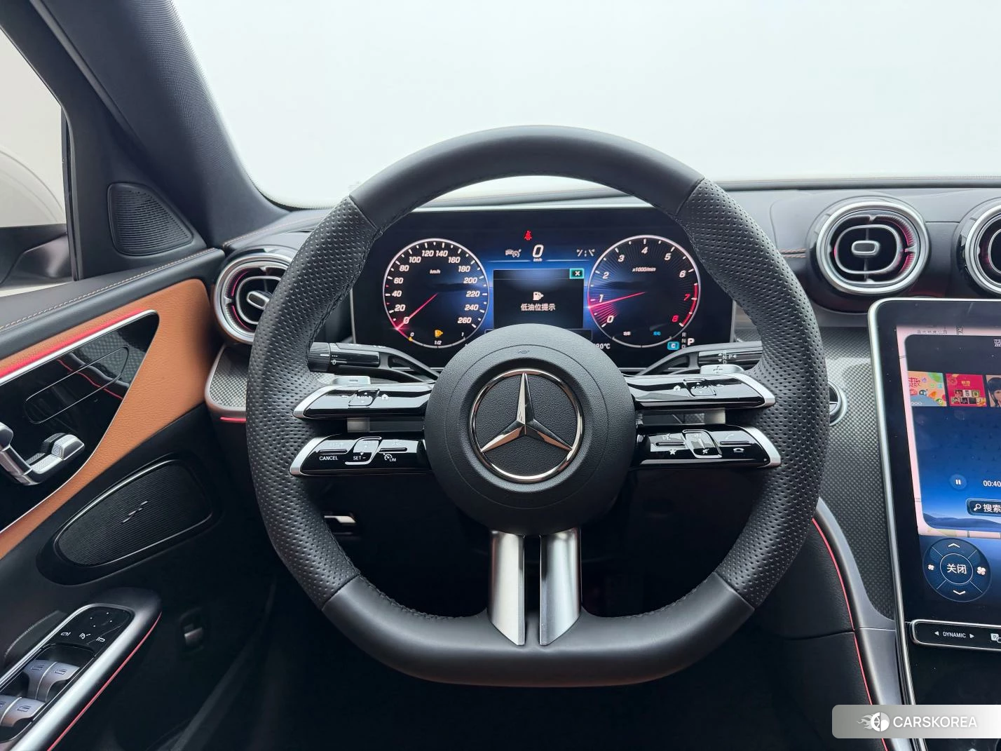 Mercedes-Benz Class C 2023 Белый из Китая, фото 3