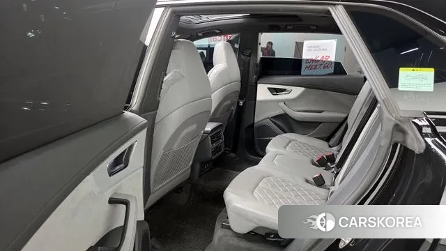 Audi Q8 (4M) 2022 Черный из Кореи, фото 3