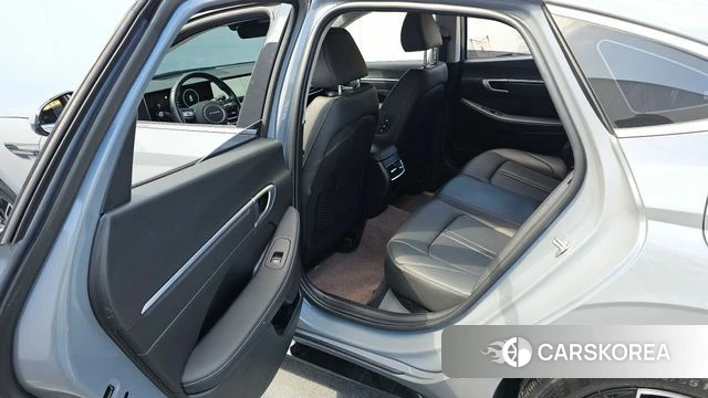 Hyundai Sonata D Edge (DN8) 2024 Серебристо-серый из Кореи, фото 3