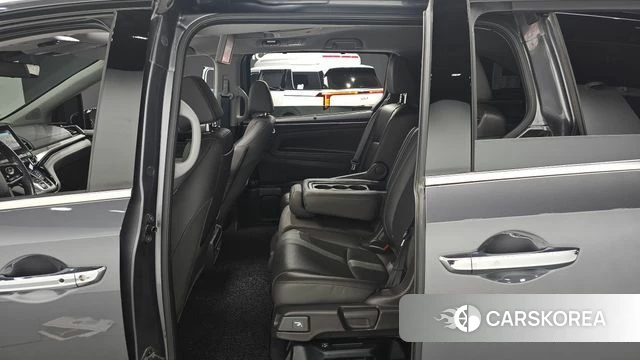 Honda Odyssey 2018 Серый из Кореи, фото 3