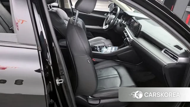 Kia K5 3rd generation 2022 Черный из Кореи, фото 3