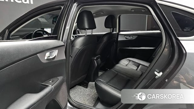 Kia The New K3 2nd generation 2021 Серый из Кореи, фото 3