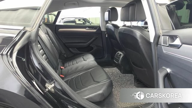 Volkswagen Arteon 2019 Черный из Кореи, фото 3