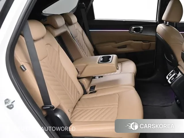 Kia The New Sorento 4th Generation 2023 Белый из Кореи, фото 3