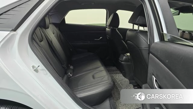 Hyundai Avante (CN7) 2021 Белый из Кореи, фото 3