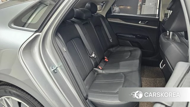 Kia K5 Hybrid 3rd Generation 2023 Серебристо-серый из Кореи, фото 3