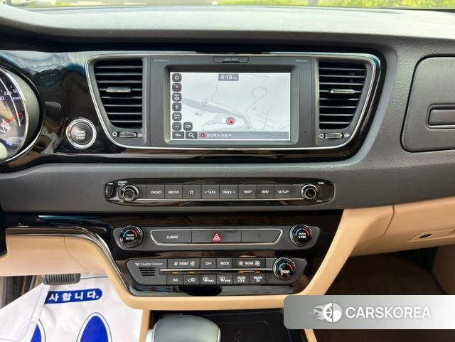 Kia The New Carnival 2019 Черный из Кореи, фото 3