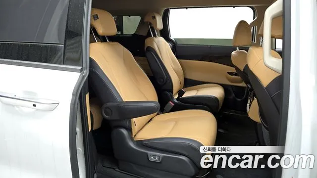 Kia Carnival 4th generation 2023 Белый из Кореи, фото 3