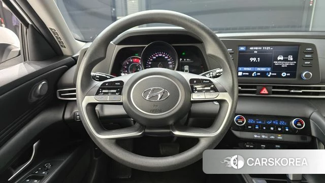 Hyundai Avante (CN7) 2023 Белый из Кореи, фото 3