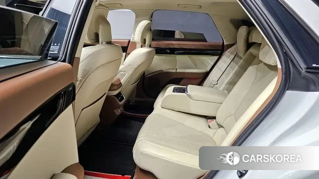 Hyundai Grandeur Hybrid (GN7) 2023 Белый из Кореи, фото 3