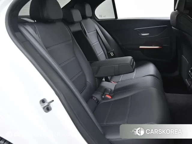 Mercedes-Benz C-Class W206 id 3098924 из Кореи 3