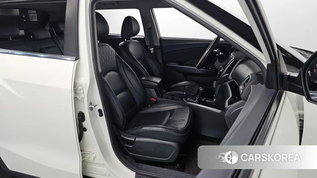 Ssangyong Tivoli Armor 2018 Белый из Кореи, фото 3