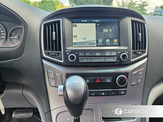 Hyundai The New Grand Starex 2019 Черный из Кореи, фото 3