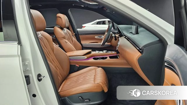 Genesis GV70 2022 Белый из Кореи, фото 3