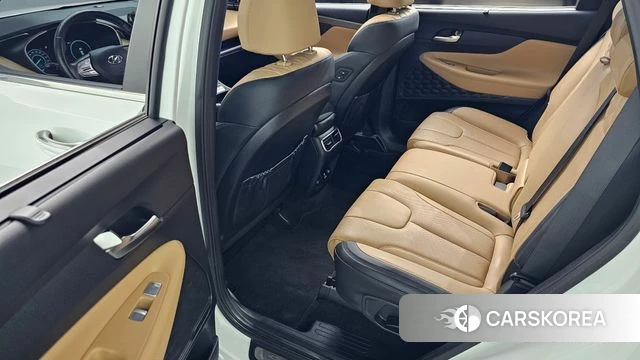 Hyundai The New Santa Fe 2023 Белый из Кореи, фото 3