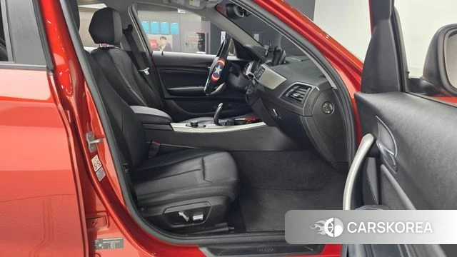 BMW 1 Series (F20) 2019 Оранжевый из Кореи, фото 3