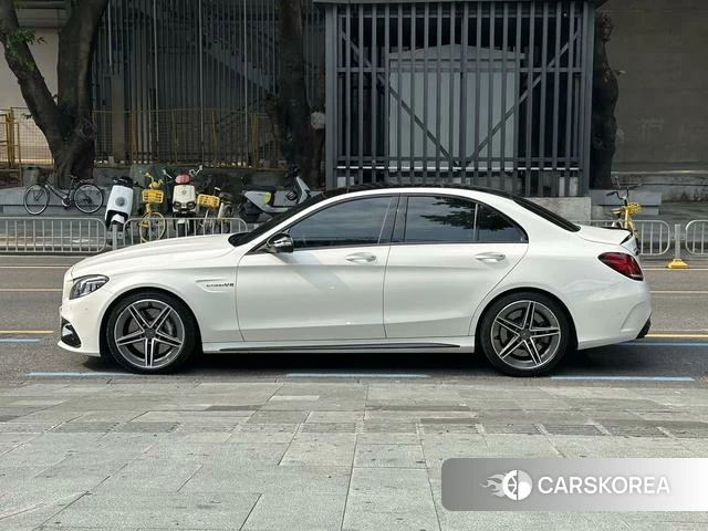 Mercedes-Benz C-class AMG 2023 Белый из Китая, фото 3