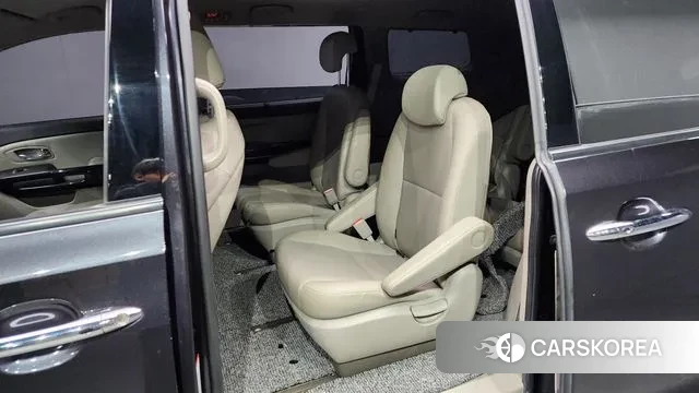 Kia The New Carnival 2018 Серый из Кореи, фото 3