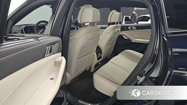 BMW X6 (G06) 2025 Черный из Кореи, фото 3