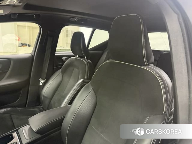Volvo XC40 2019 Белый из Китая, фото 3