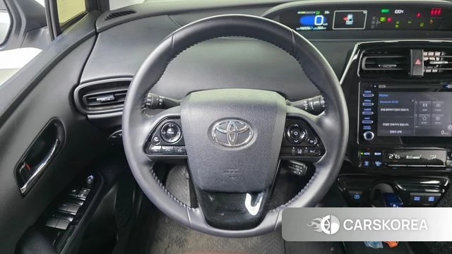Toyota Prius 4th Generation 2022 Белый из Кореи, фото 3