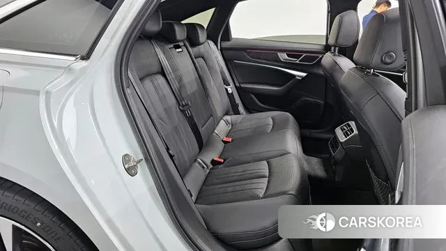 Audi A6 (C8) 2022 Белый из Кореи, фото 3