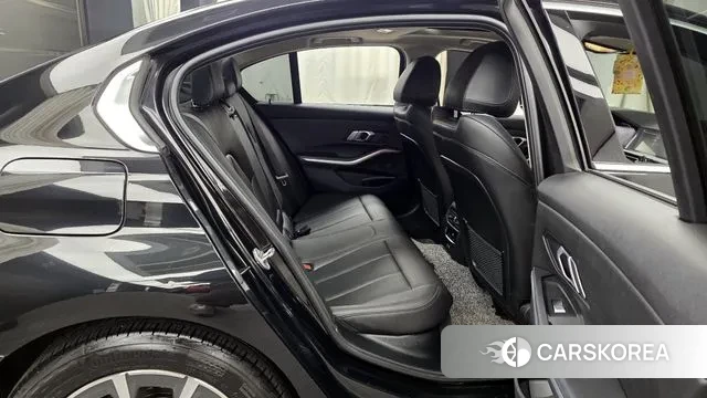 BMW 3 Series (G20) 2022 Черный из Кореи, фото 3