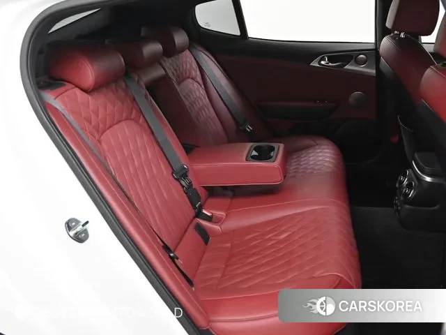 Kia Stinger Meister 2022 Белый из Кореи, фото 3