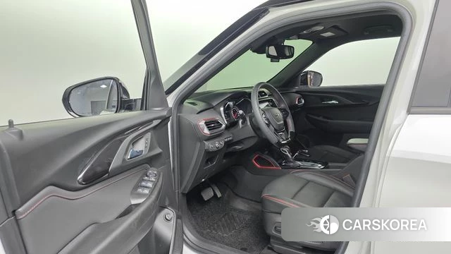 Chevrolet (GM Daewoo) Trailblazer 2022 Белый из Кореи, фото 3