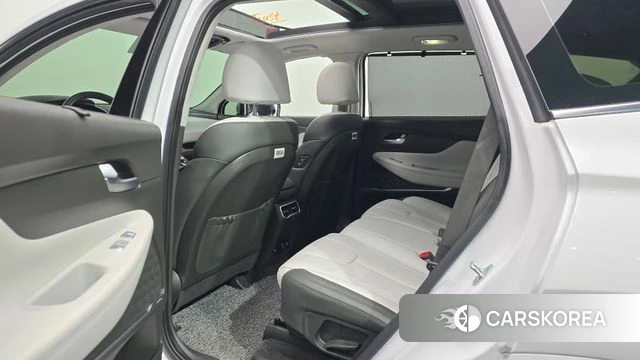 Hyundai The New Santa Fe 2022 Белый из Кореи, фото 3