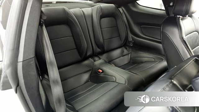 Ford Mustang 2021 Белый из Кореи, фото 3