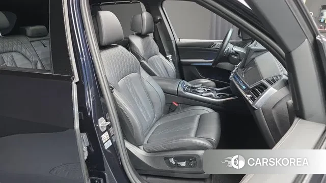 BMW X5 (G05) 2023 Черный из Кореи, фото 3