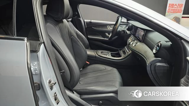 Mercedes-Benz CLS-Class C257 2021 Серебристо-серый из Кореи, фото 3