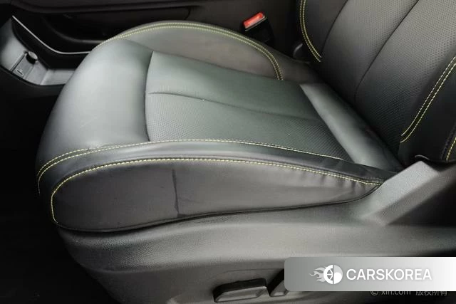 Roewe RX5 2020 Темно-серый из Китая, фото 3