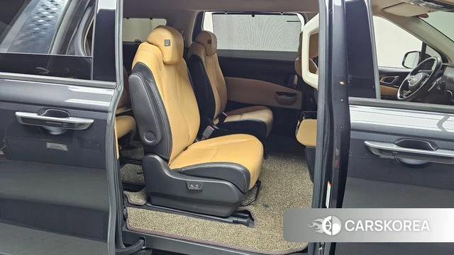 Kia Carnival 4th generation 2020 Серый из Кореи, фото 3