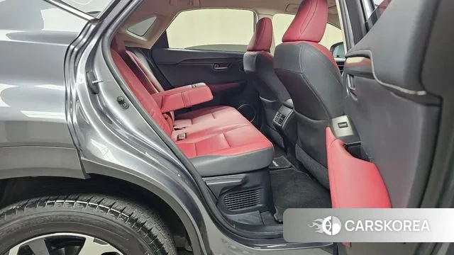 Lexus NX300h 2020 Серый из Кореи, фото 3