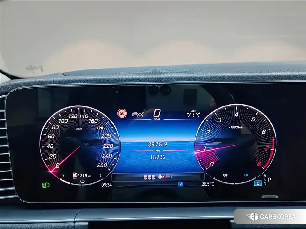 Mercedes-Benz GLE (imported) 2025 Черный из Китая, фото 3